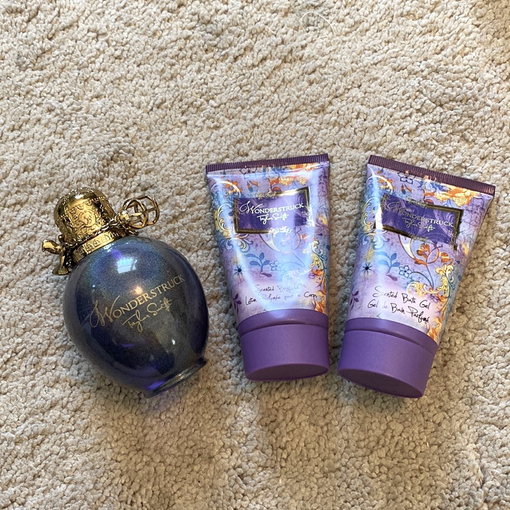 NWOT Taylor Swift Wonderstruck Set
